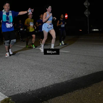 Runner Photo 7437974