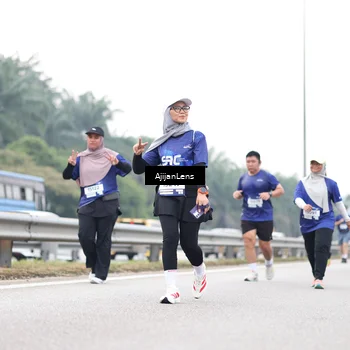 Runner Photo 7437990