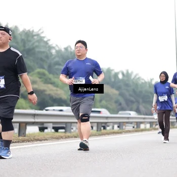Runner Photo 7438008