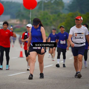 Runner Photo 7438011