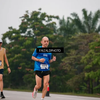 Runner Photo 7438022