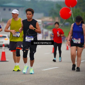 Runner Photo 7438052