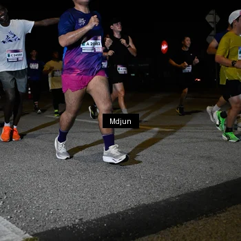 Runner Photo 7438058