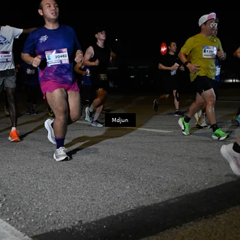 Runner Photo 7438064