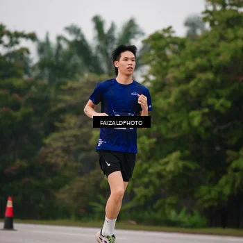 Runner Photo 7438069