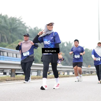 Runner Photo 7438094