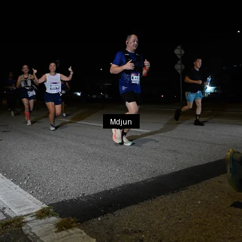 Runner Photo 7438098
