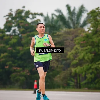 Runner Photo 7438115
