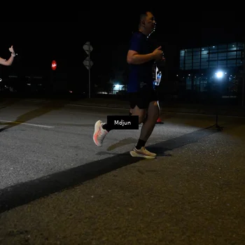 Runner Photo 7438126