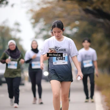 Runner Photo 7438146