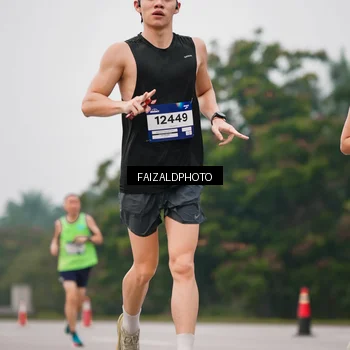 Runner Photo 7438151