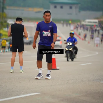 Runner Photo 7438157