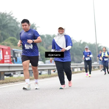 Runner Photo 7438165