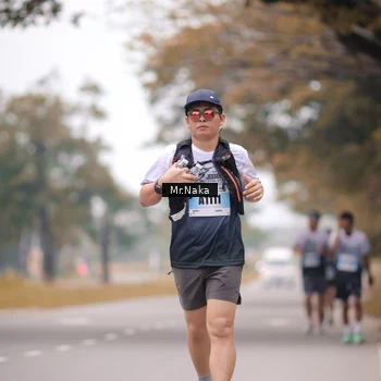 Runner Photo 7438171