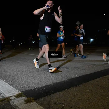 Runner Photo 7438176