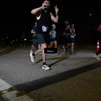 Runner Photo 7438177