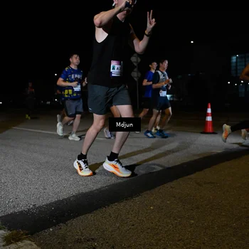 Runner Photo 7438189