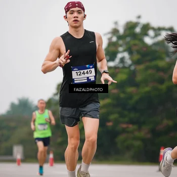 Runner Photo 7438204