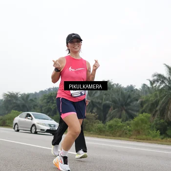 Runner Photo 7438206