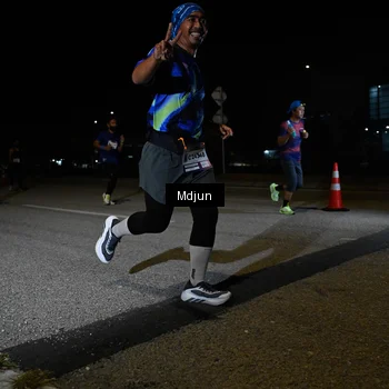 Runner Photo 7438217