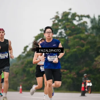 Runner Photo 7438223