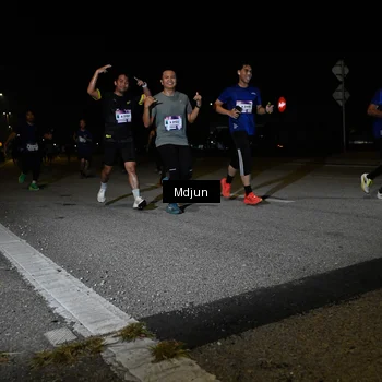 Runner Photo 7438235