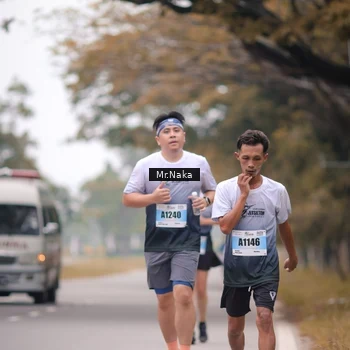 Runner Photo 7438252