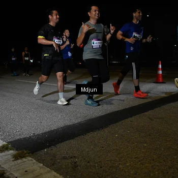 Runner Photo 7438264