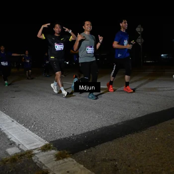 Runner Photo 7438265