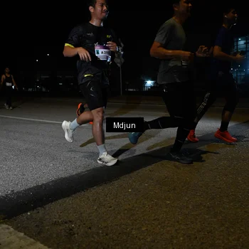 Runner Photo 7438280