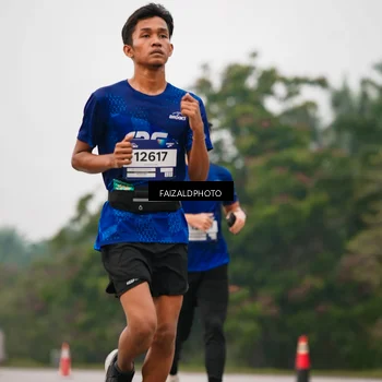 Runner Photo 7438298