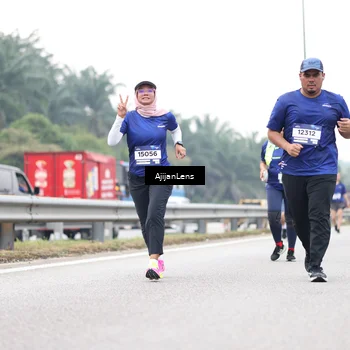 Runner Photo 7438304