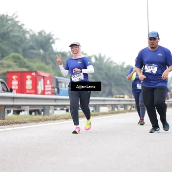 Runner Photo 7438305