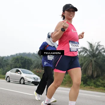 Runner Photo 7438307