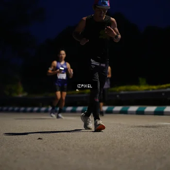 Runner Photo 7438312