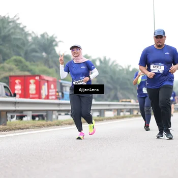 Runner Photo 7438319