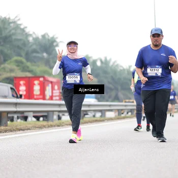Runner Photo 7438320