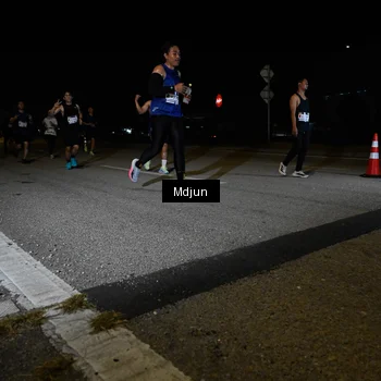 Runner Photo 7438344