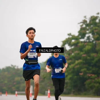Runner Photo 7438353