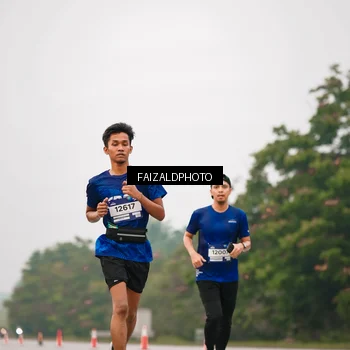 Runner Photo 7438355