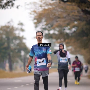 Runner Photo 7438361