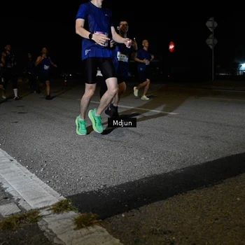 Runner Photo 7438371