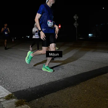 Runner Photo 7438374