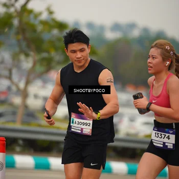 Runner Photo 7438396