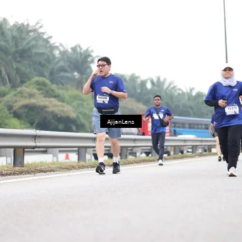 Runner Photo 7438401