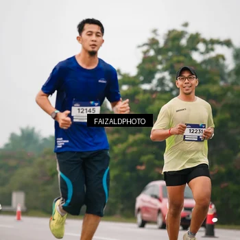 Runner Photo 7438414