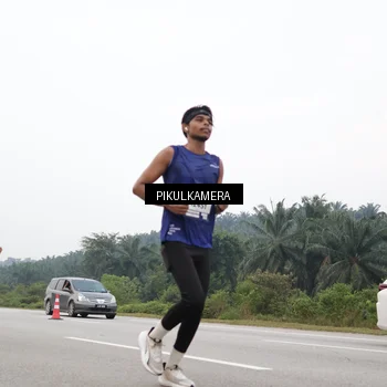 Runner Photo 7438436