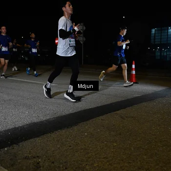 Runner Photo 7438454