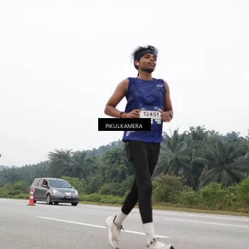 Runner Photo 7438486