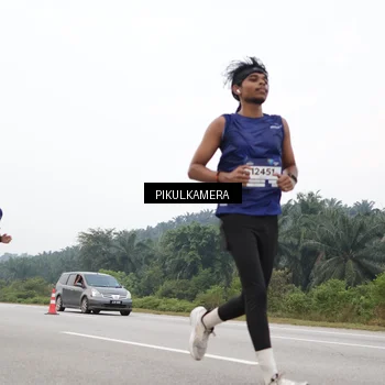 Runner Photo 7438494